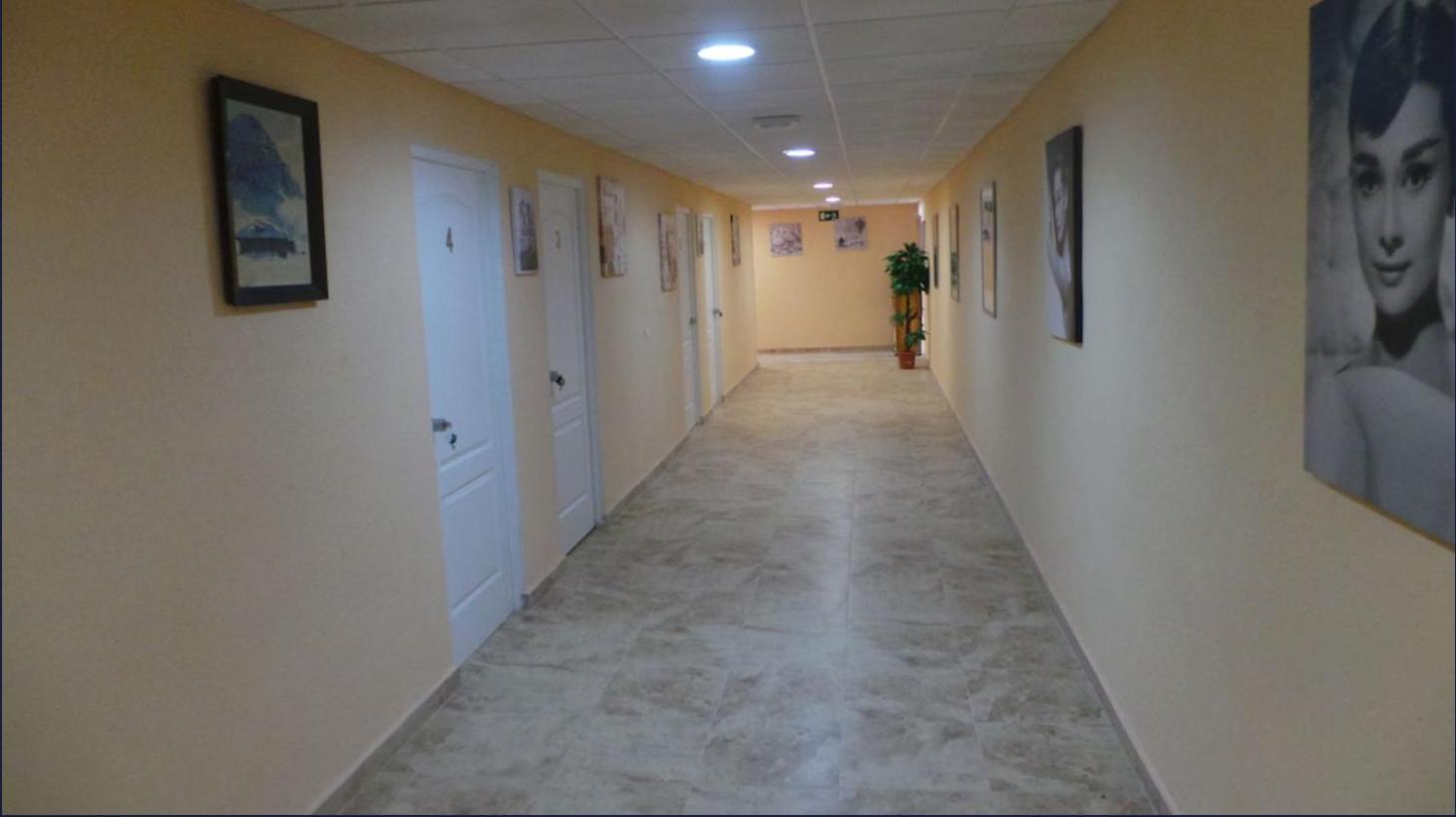 Hotel Restaurant Cau Blanch Useras エクステリア 写真