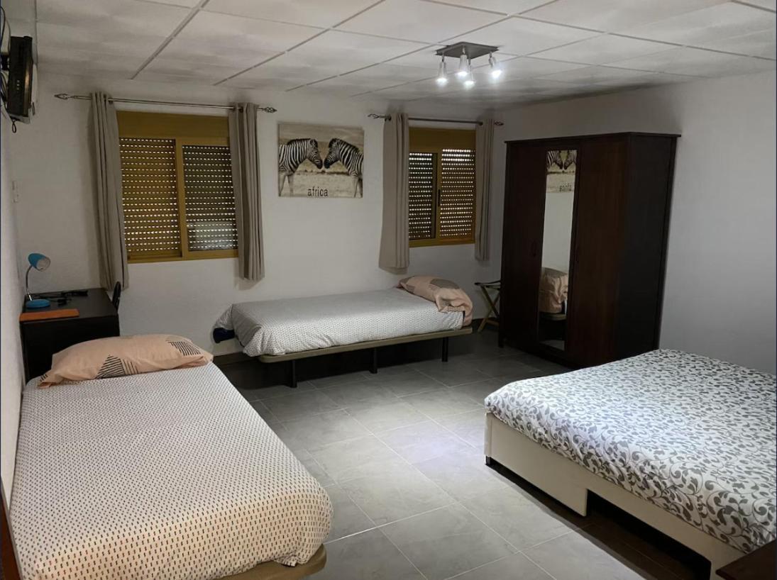 Hotel Restaurant Cau Blanch Useras エクステリア 写真