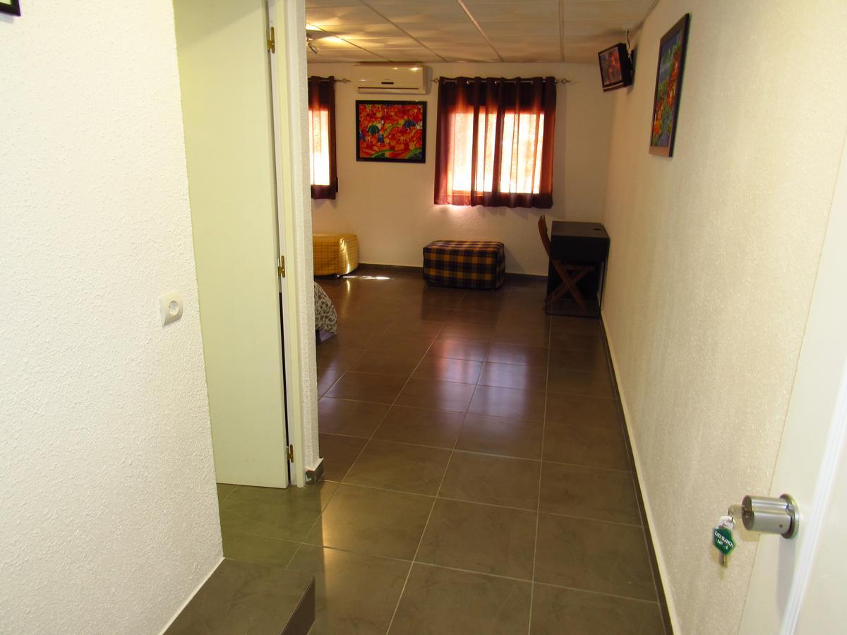 Hotel Restaurant Cau Blanch Useras エクステリア 写真